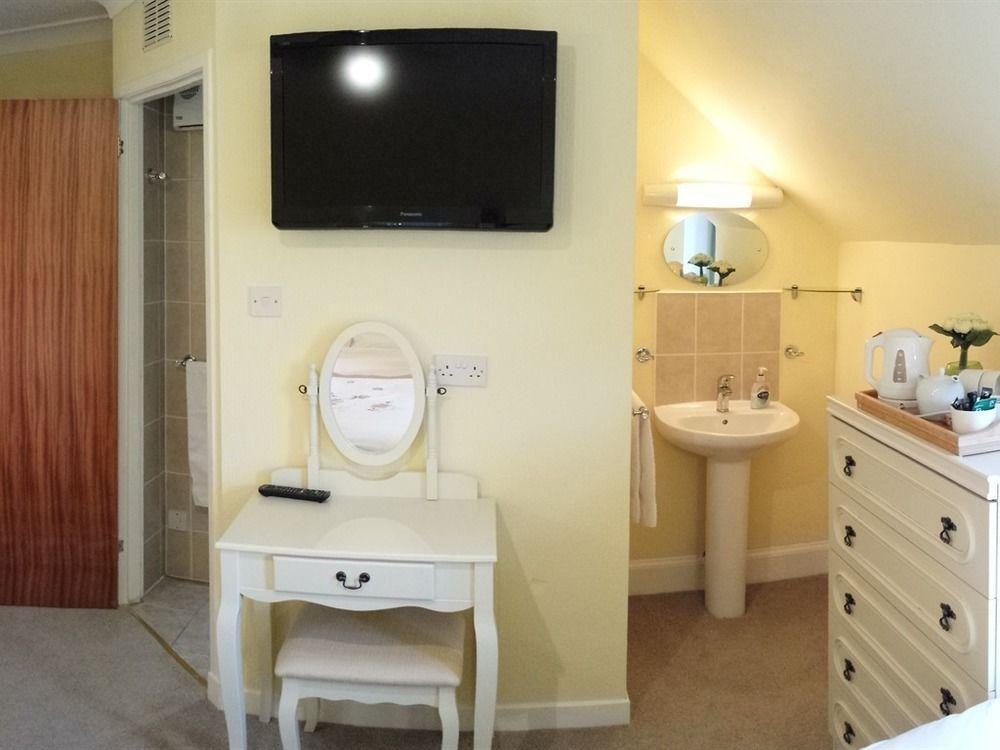 Christines Guest House Инвернесс Экстерьер фото